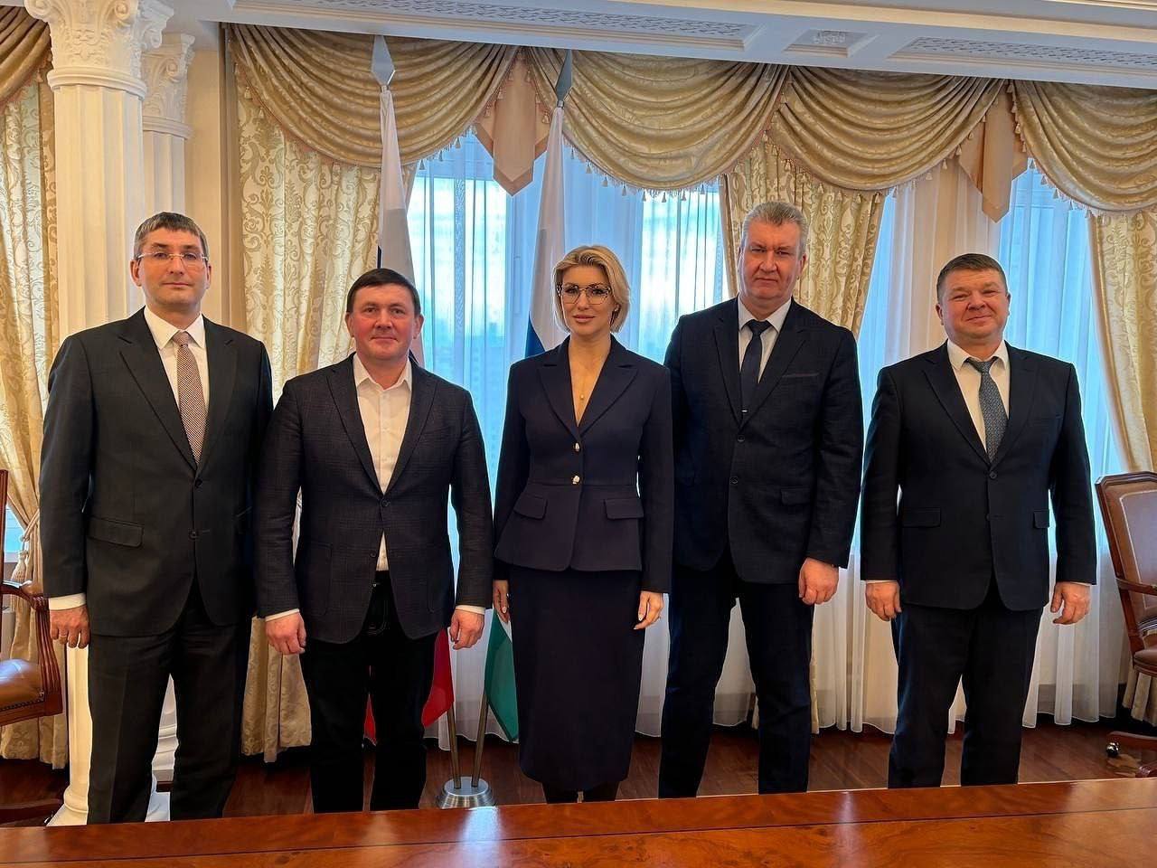 Алексей Шмыков провел рабочую встречу по реализации кадровой политики в ОПК