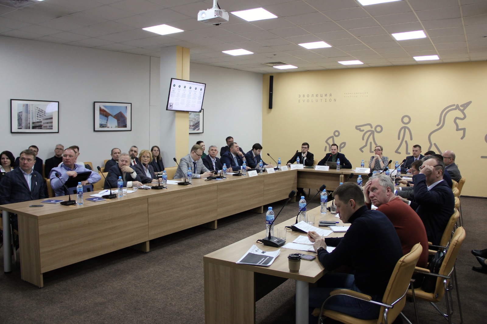 В Екатеринбурге рассмотрели вопросы формирования промышленных кластеров