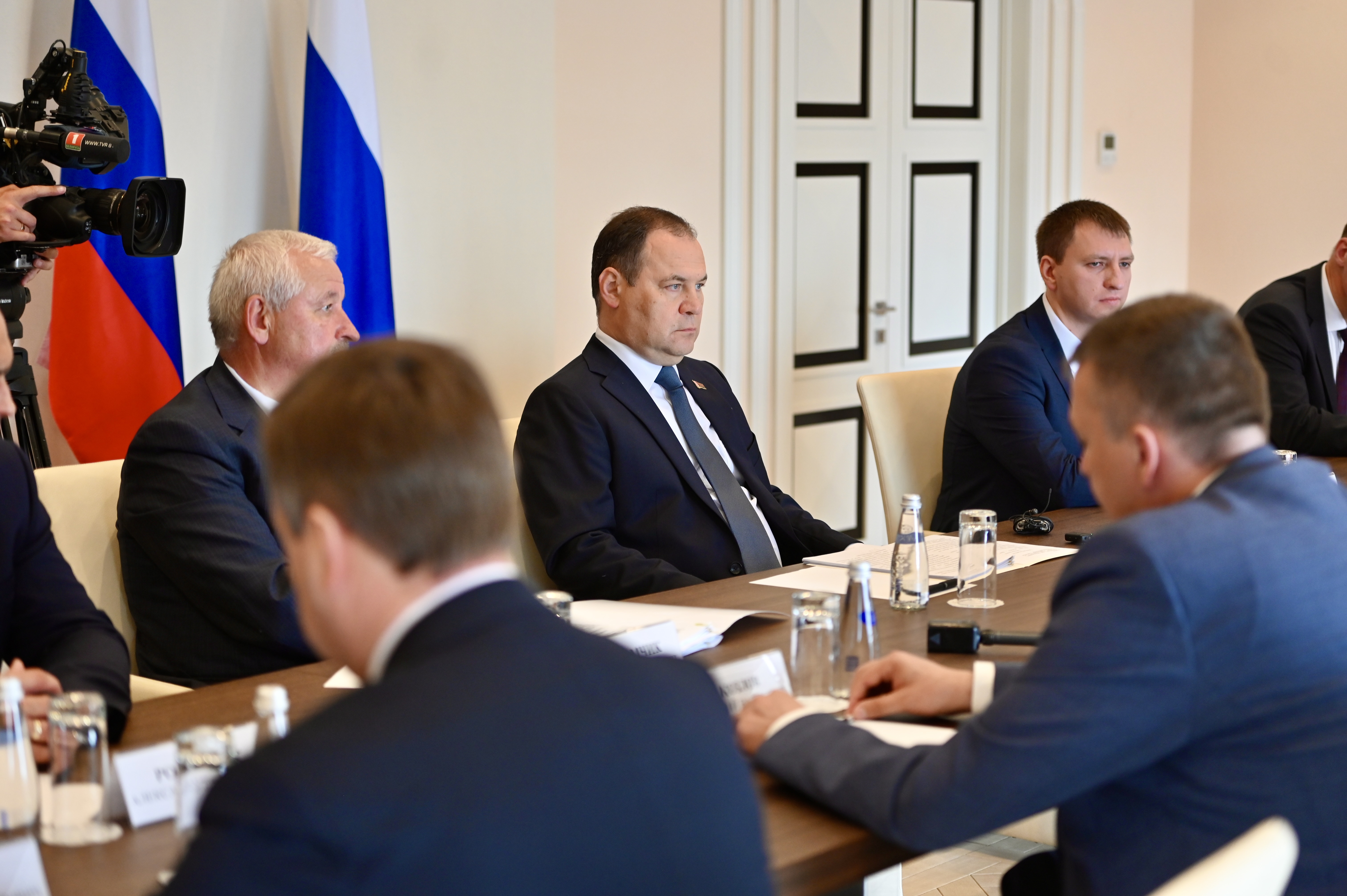 Евгений Куйвашев и Роман Головченко обсудили развитие торгово-экономических и культурных связей Среднего Урала и Беларуси