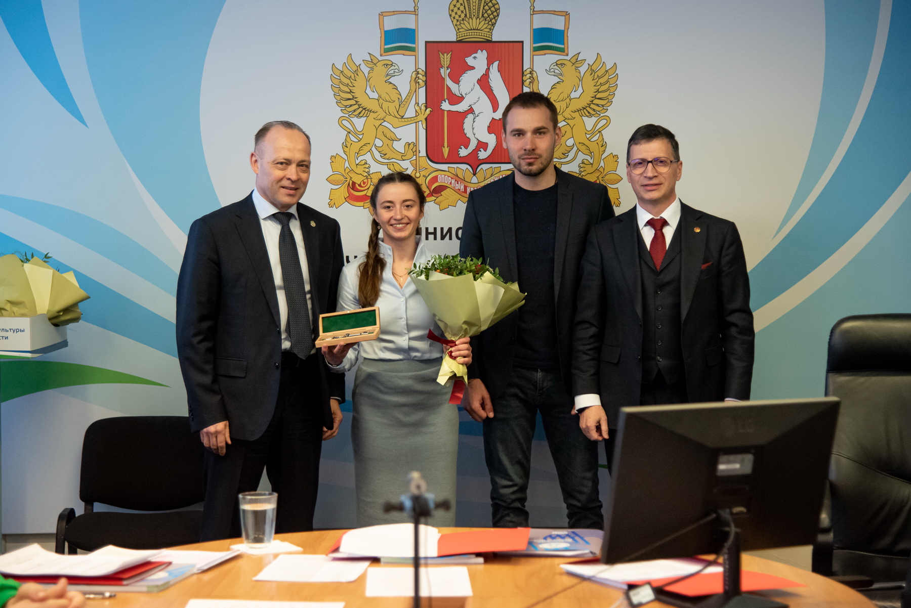 Свердловской биатлонистке подарили квартиру 